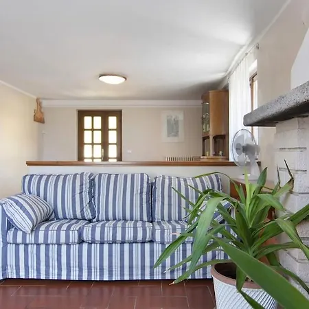 Apartment Eden Jacuzzi Pool & Private Parking