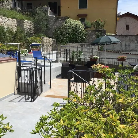 Eden Jacuzzi Pool & Private Parking 公寓 *