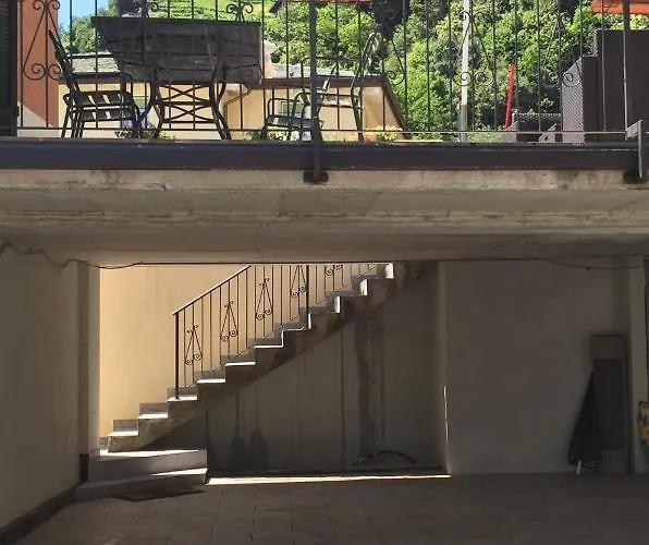 Eden Jacuzzi Pool & Private Parking Lägenhet Domaso